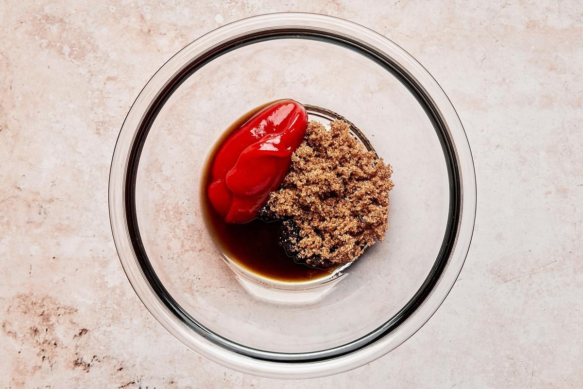 ketchup, brown sugar, Worcestershire sauce and water in a small bowl to make brown sugar sauce for mini meatloaf
