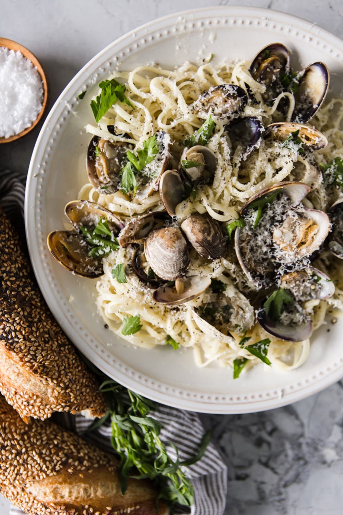 Steamed Clams With Linguini, cream and parsley
