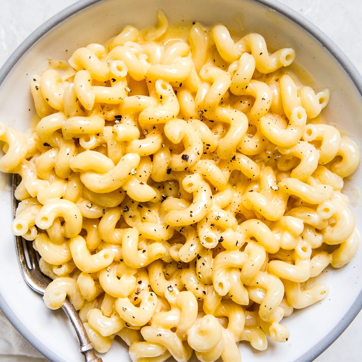 11-Ingredient Stovetop Macaroni and Cheese