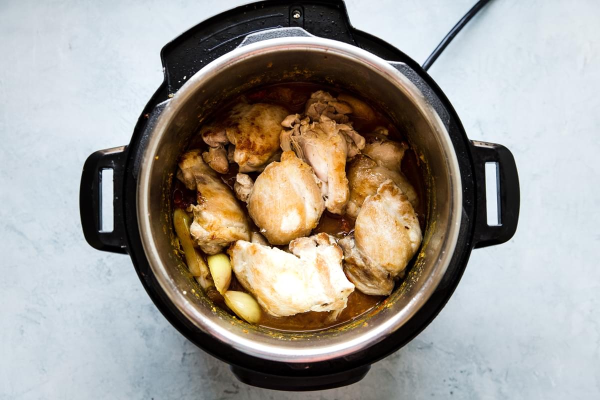 chicken and shallot mixture in an instant pot