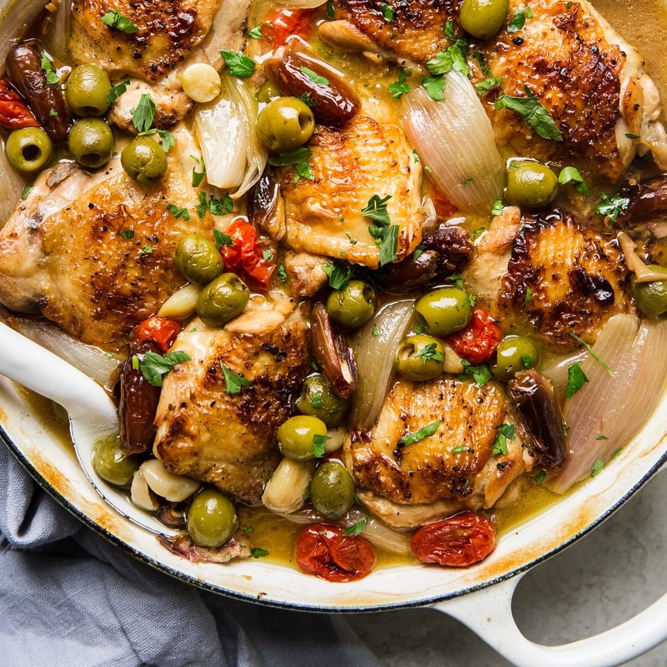 provencal chicken with olives, tomatoes, shallots, and white wine