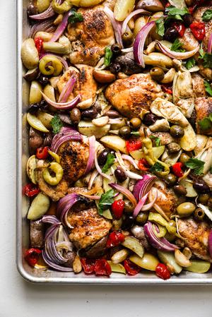 Olive Bar Sheetpan Chicken with onions, peppers, potatoes and garlic