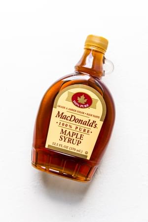 A bottle of 100% pure maple syrup