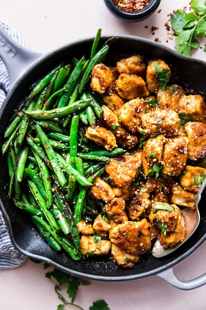 Stir Fry Chicken and vegetables in a pan