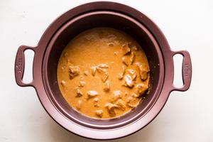 slow cooker butter chicken in a crock pot