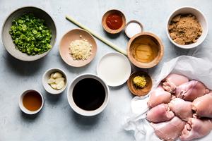 lemongrass chicken ingredients garlic, ginger, soy sauce, fish sauce, green onions, brown sugar