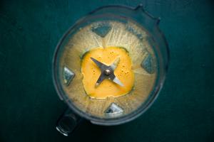 egg yolks and lemon juice blended in a blender