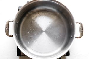 a pot of simmering water