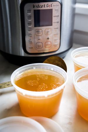 homemade chicken broth made in the instant pot