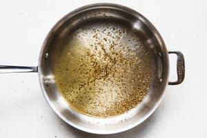 glistening olive oil in a large skillet to make creamy cavatappi
