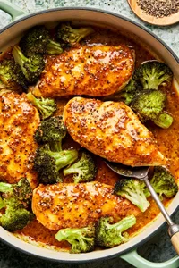 honey mustard curry chicken with broccoli in a skillet