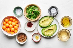 cantaloupe, avocado, basil, brown sugar, vinegar, garlic, red pepper flakes and salt in prep bowls