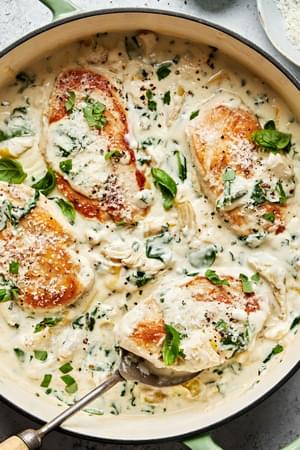 homemade spinach and artichoke chicken skillet